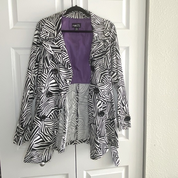 Rue21 XL Blk/Wh Jacket - Picture 5 of 9